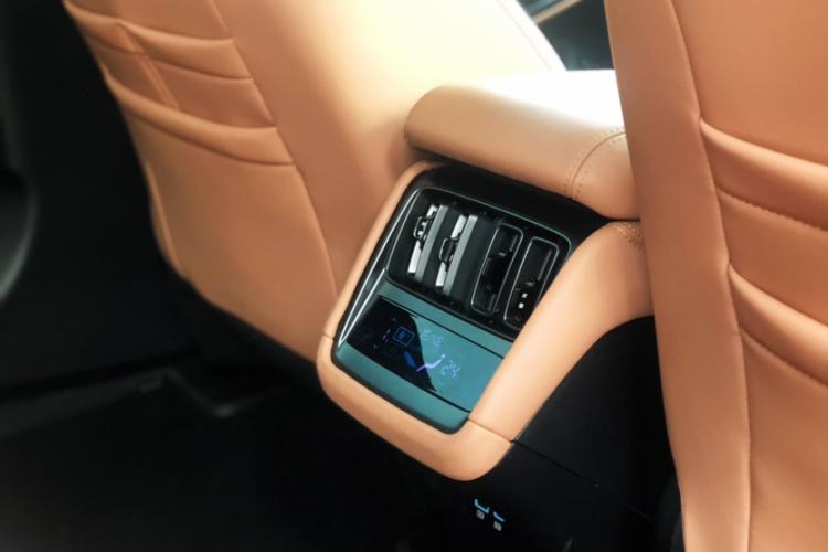 Used BYD Song L EV 2025 Intelligent Driving Version 662 km LiDAR Excellence Edition Interior 14