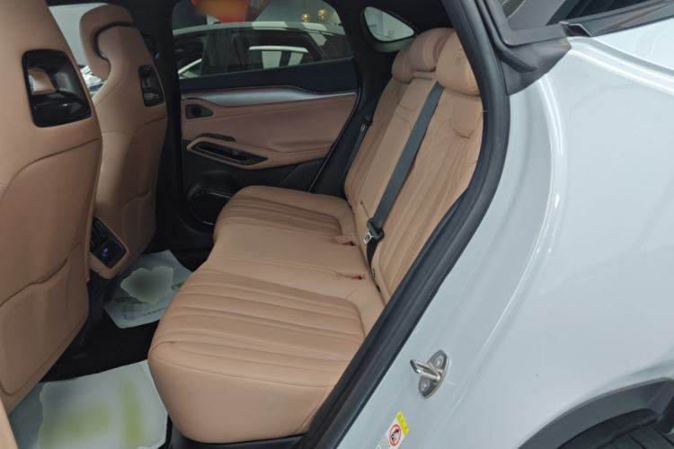 Used BYD Song L EV 2025 662 km Advanced Intelligent Driving Version Interior 4