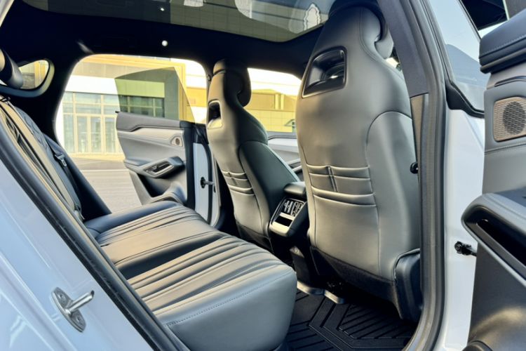 Used BYD Song L EV 2025 Intelligent Driving Version 662 km Beyond-Range Edition Interior 6