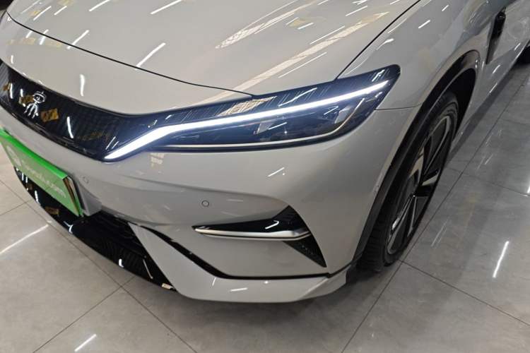 Used BYD Song L EV 2025 662 km Advanced Intelligent Driving Version Left Front Headlight