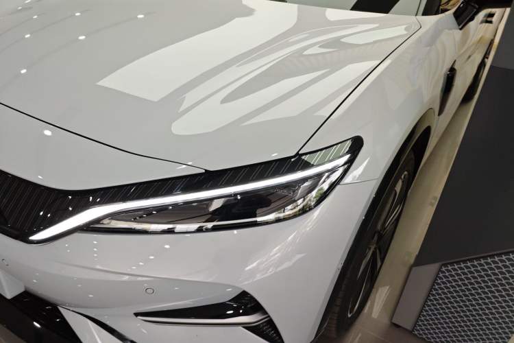 Used BYD Song L EV 2025 662 km Ultra-Range Version Left Front Headlight