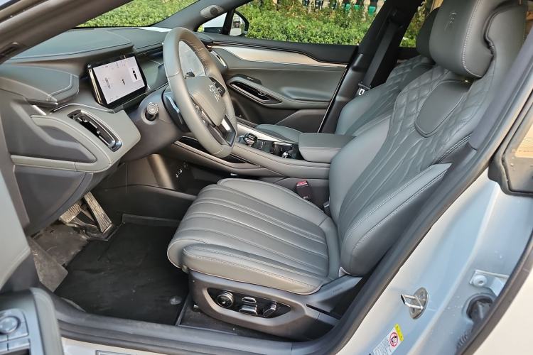 Used BYD Song L EV 2025 Intelligent Driving Version 662 km LiDAR Excellence Edition Left Front Seat