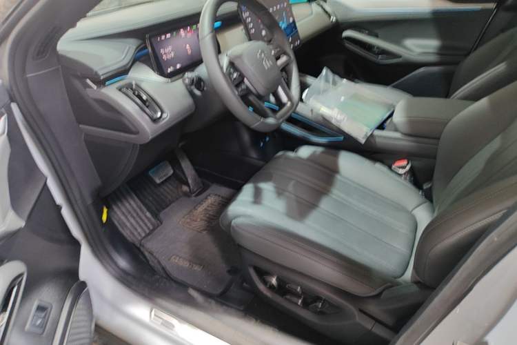 Used BYD Song L EV 2025 Intelligent Driving Version 662 km LiDAR Excellence Edition Left Front Seat