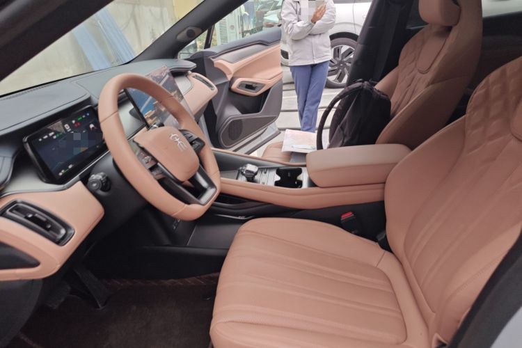 Used BYD Song L EV 2025 662 km Ultra-Range Version Left Front Seat