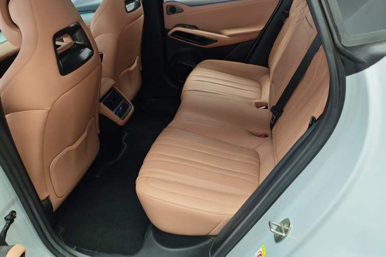 Used BYD Song L EV 2025 662 km Ultra-Range Version Left Rear Seat
