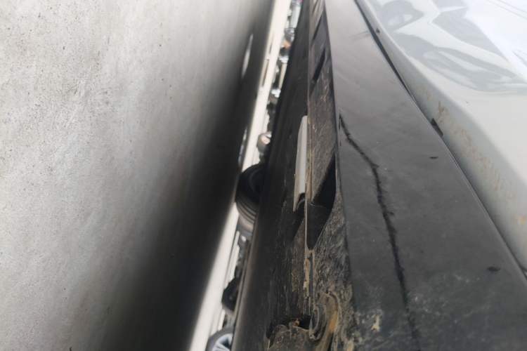 Used BYD Song L EV 2025 662 km Ultra-Range Version Left Side Sill