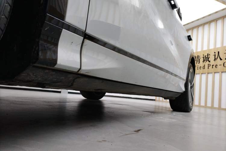 Used BYD Song L EV 2025 Intelligent Driving Version 662 km LiDAR Excellence Edition Left Side Sill