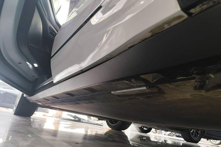 Used BYD Song L EV 2025 Intelligent Driving Version 662 km LiDAR Excellence Edition Left Side Sill