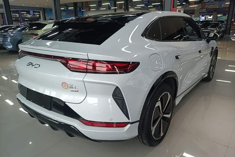 Used BYD Song L EV 2025 Intelligent Driving Version 662 km LiDAR Excellence Edition Rear Right 45 Deg