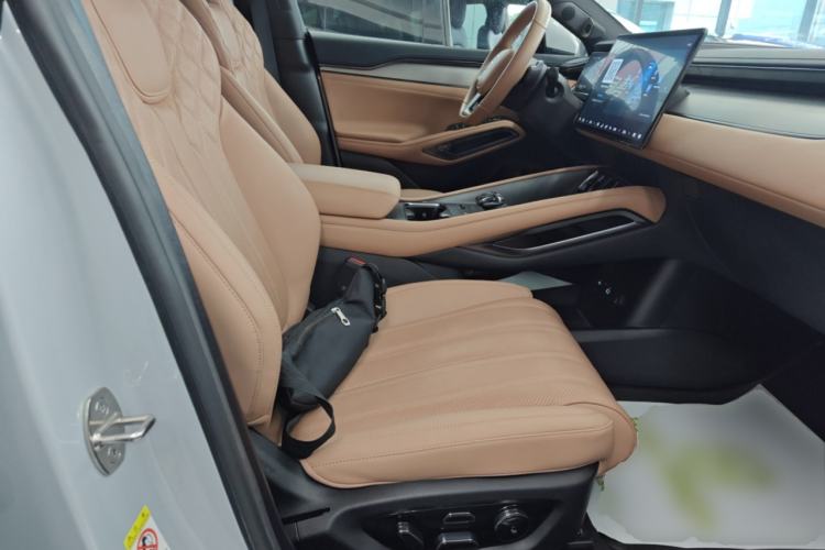 Used BYD Song L EV 2025 662 km Advanced Intelligent Driving Version Right Front Seat