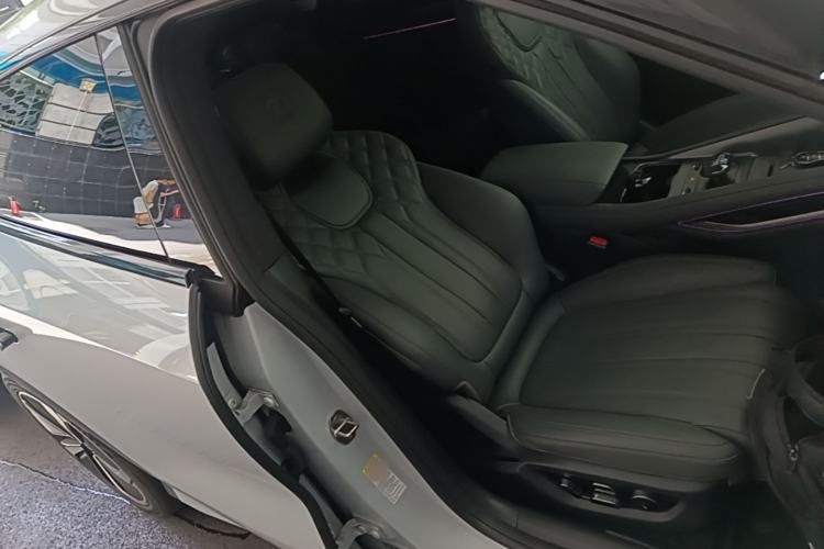 Used BYD Song L EV 2025 Intelligent Driving Version 662 km LiDAR Excellence Edition Right Front Seat