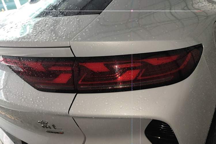 Used BYD Song L EV 2025 Intelligent Driving Version 662 km LiDAR Excellence Edition Right Rear Taillight