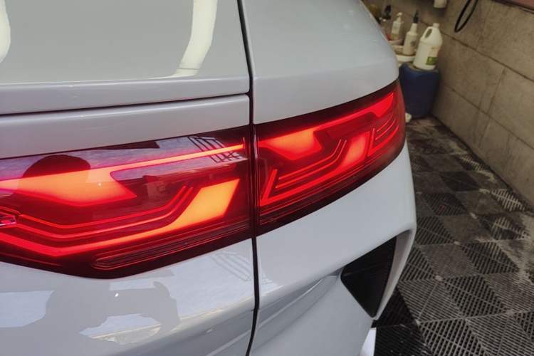 Used BYD Song L EV 2025 662 km Advanced Intelligent Driving Version Right Rear Taillight