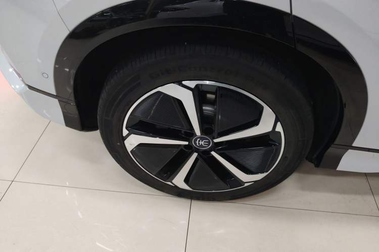 Used BYD Song L EV 2025 Intelligent Driving Version 662 km LiDAR Excellence Edition Right Rear Wheel Hub