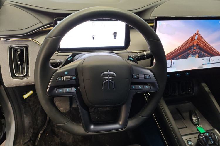 Used BYD Song L EV 2025 Intelligent Driving Version 602 km Range LiDAR-equipped All-Wheel-Drive Type Steering Wheel