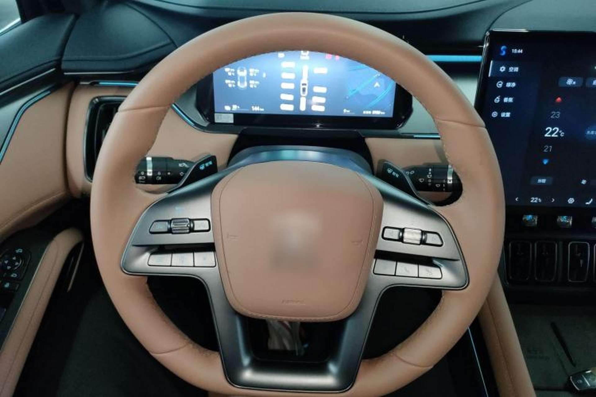 Used BYD Song L EV 2025 Intelligent Driving Version 662 km LiDAR Excellence Edition Steering Wheel