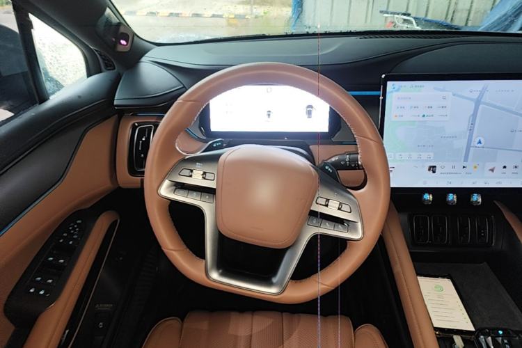 Used BYD Song L EV 2025 Intelligent Driving Version 662 km LiDAR Excellence Edition Steering Wheel