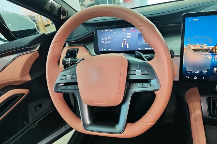 Used BYD Song L EV 2025 Intelligent Driving Version 662 km LiDAR Excellence Edition Steering Wheel