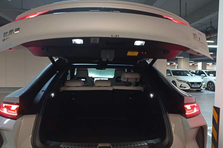 Used BYD Song L EV 2025 662 km Advanced Intelligent Driving Version Trunk