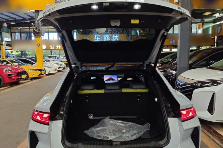 Used BYD Song L EV 2025 Intelligent Driving Version 602 km Range LiDAR-equipped All-Wheel-Drive Type Trunk