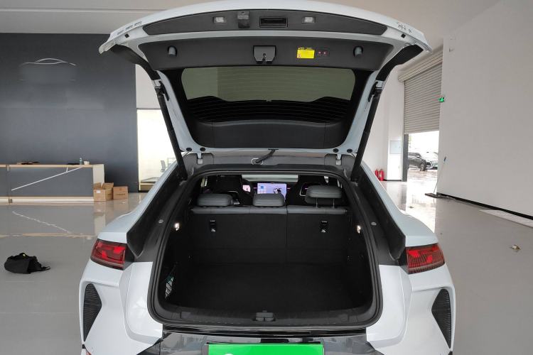 Used BYD Song L EV 2025 Intelligent Driving Version 662 km LiDAR Excellence Edition Trunk