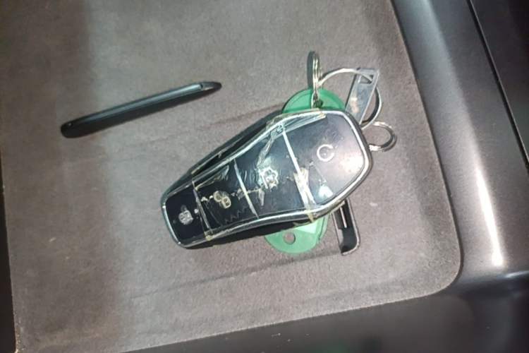 Used BYD Song L EV 2025 Intelligent Driving Version 662 km LiDAR Excellence Edition Vehicle Key