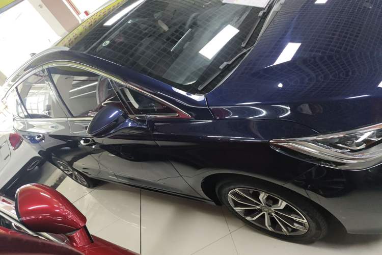 Used BYD Song MAX 2019 1.5T Automatic SmartConnect ZhiLian RuiDong Edition with 6 Seats China VI Standard Exterior 2