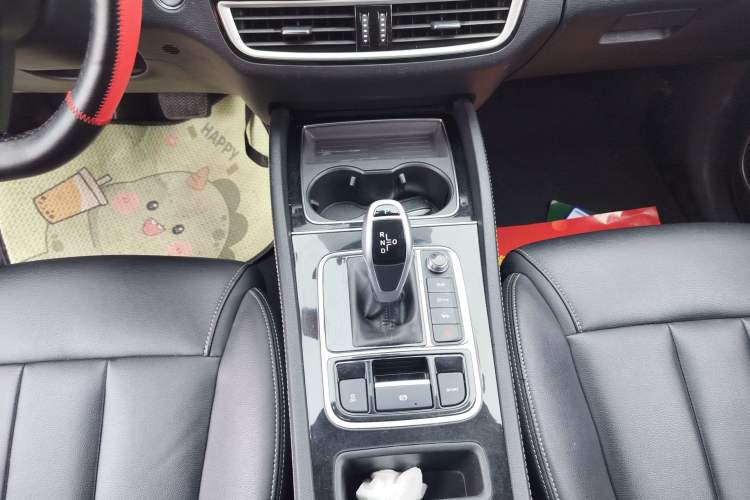 Used BYD Song MAX 2021 Upgraded Model 1.5T Automatic Luxury 6-Seater Gear Lever