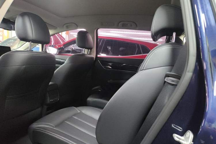 Used BYD Song MAX 2019 1.5T Automatic SmartConnect ZhiLian RuiDong Edition with 6 Seats China VI Standard Headliner