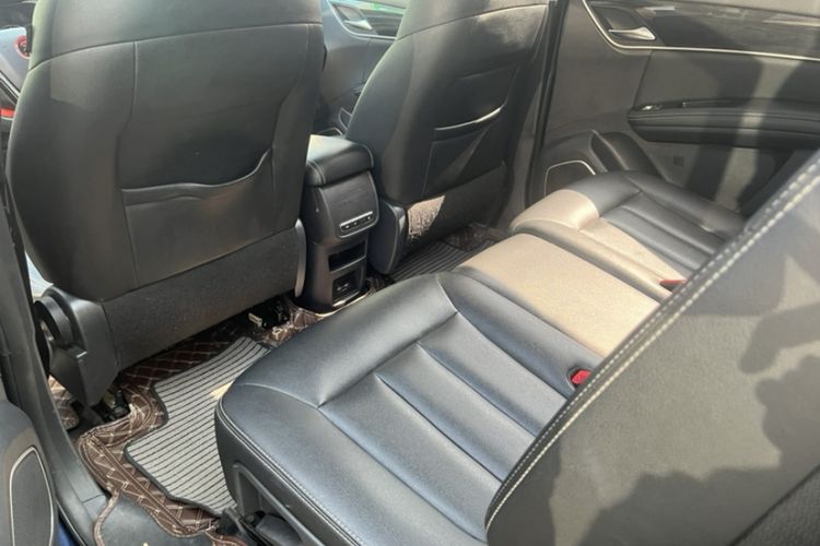 Used BYD Song MAX 2017 1.5T Automatic Smart Connect Luxury 7-Seater Interior 2