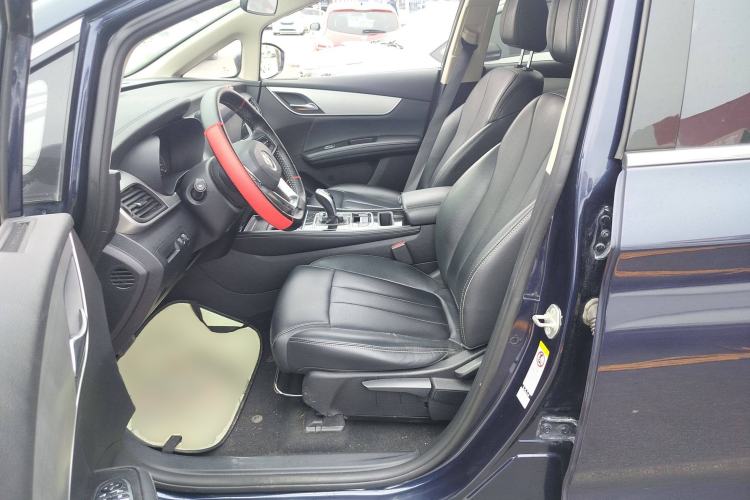 Used BYD Song MAX 2021 Upgraded Model 1.5T Automatic Luxury 6-Seater Left Front Seat