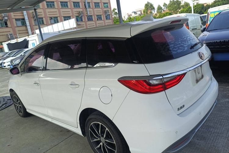 Used BYD Song MAX 2018 1.5T Automatic Smart Connect Elite Model with 6 Seats Left Side