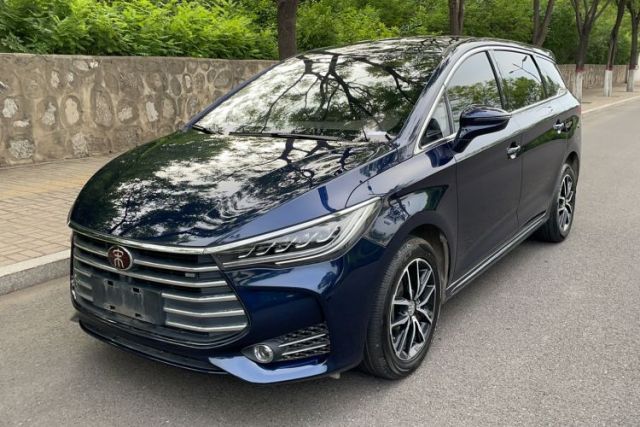 Used BYD Song MAX 2017 1.5T Manual Smart Connect Luxury 7-Seater