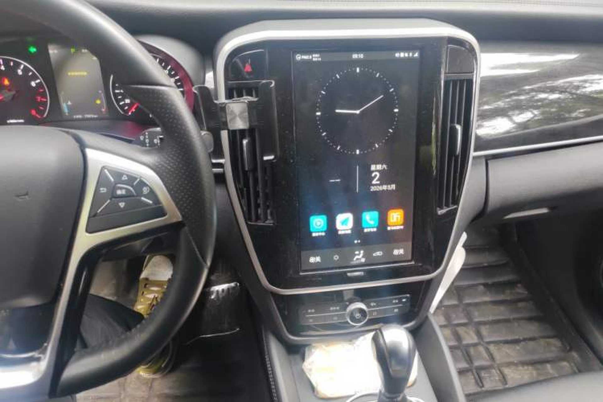 Used BYD Song MAX 2017 1.5T Automatic Smart Connect Elite 7-Seater Audio And AC Panel