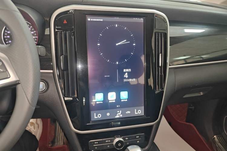 Used BYD Song MAX 2017 1.5T Automatic Smart Connect Luxury 7-Seater Audio And AC Panel