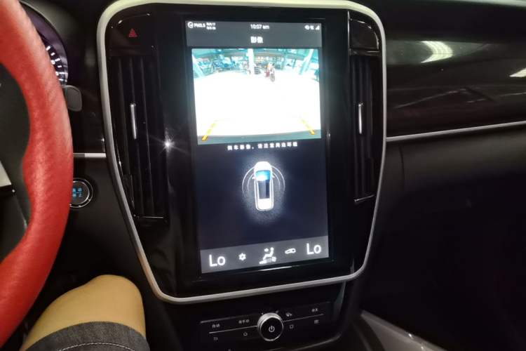 Used BYD Song MAX 2017 1.5T Automatic Smart Connect Elite 7-Seater Audio And AC Panel