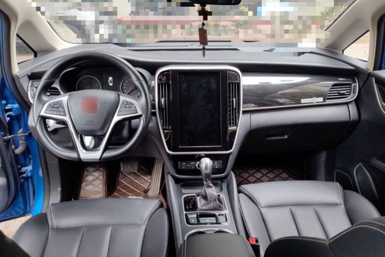 Used BYD Song MAX 2017 1.5T Automatic Smart Connect Elite 7-Seater Center Console