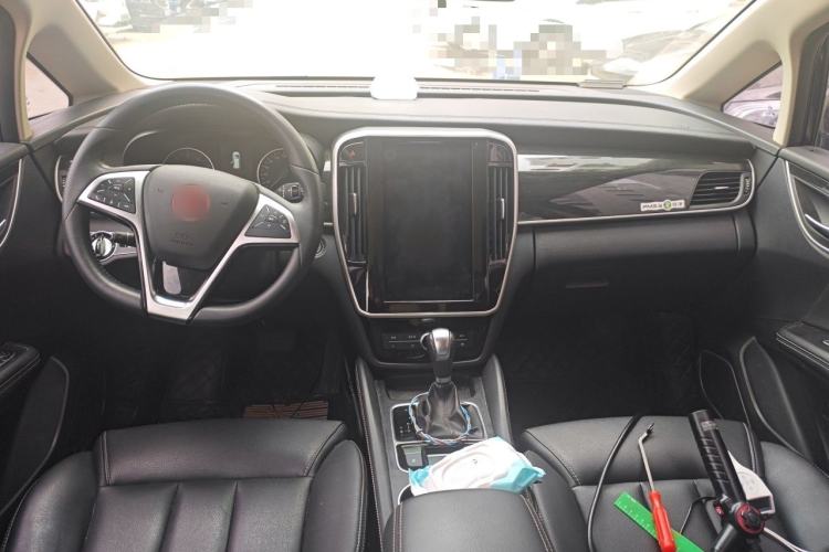 Used BYD Song MAX 2017 1.5T Automatic Smart Connect Elite 7-Seater Center Console