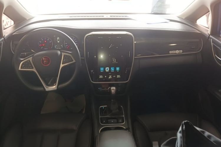 Used BYD Song MAX 2017 1.5T Automatic Smart Connect Elite 7-Seater Center Console