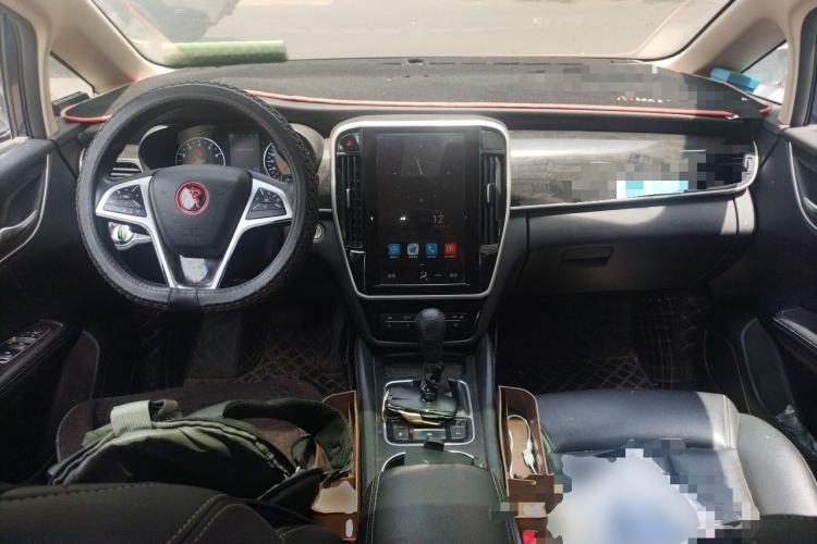 Used BYD Song MAX 2017 1.5T Automatic Smart Connect Elite 7-Seater Center Console