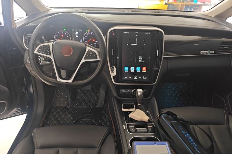 Used BYD Song MAX 2017 1.5T Automatic Smart Connect Elite 7-Seater Center Console