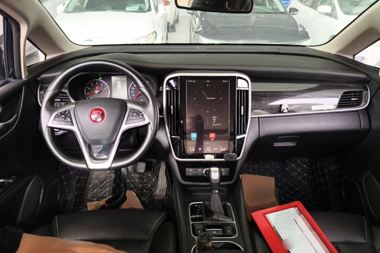 Used BYD Song MAX 2017 1.5T Automatic Smart Connect Elite 7-Seater Center Console