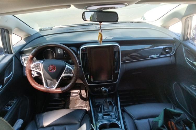 Used BYD Song MAX 2017 1.5T Automatic Smart Connect Prestige 7-Seater Center Console