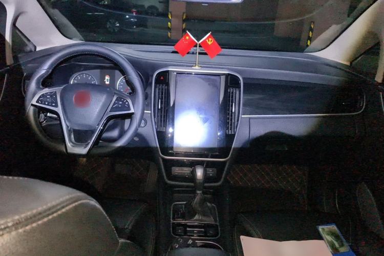 Used BYD Song MAX 2017 1.5T Automatic Smart Connect Elite 7-Seater Center Console
