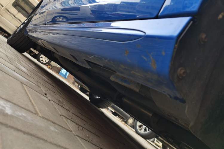 Used BYD Song MAX 2017 1.5T Automatic Smart Connect Prestige 7-Seater Chassis Front Right