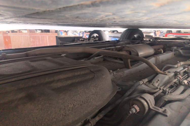Used BYD Song MAX 2017 1.5T Automatic Smart Connect Elite 7-Seater Chassis Rear Left