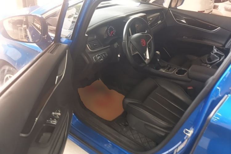 Used BYD Song MAX 2017 1.5T Automatic Smart Connect Elite 7-Seater Driver Seat