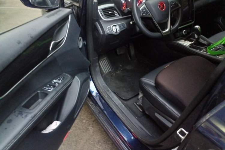 Used BYD Song MAX 2017 1.5T Automatic Smart Connect Elite 7-Seater Driver Seat
