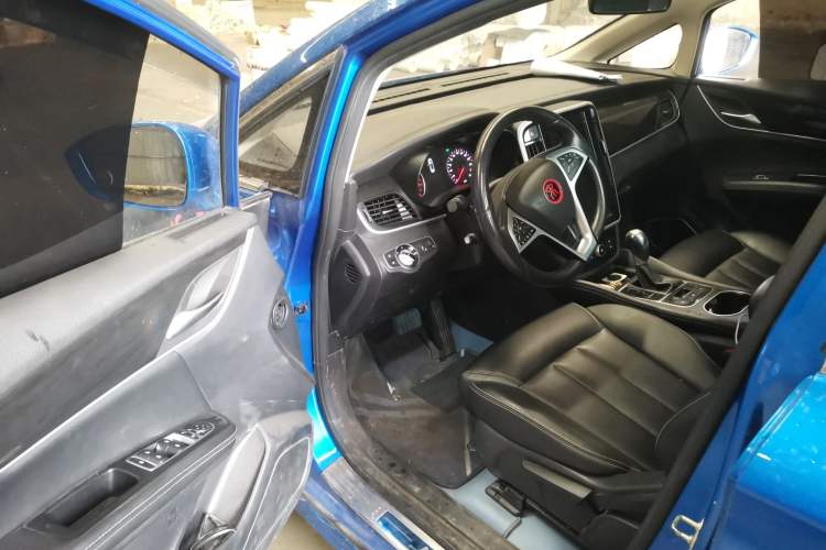 Used BYD Song MAX 2017 1.5T Automatic Smart Connect Elite 7-Seater Driver Seat