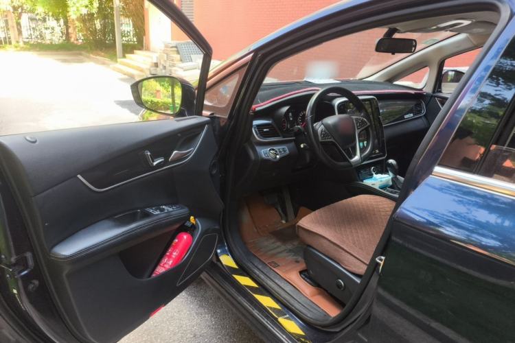 Used BYD Song MAX 2017 1.5T Automatic Smart Connect Prestige 7-Seater Driver Seat